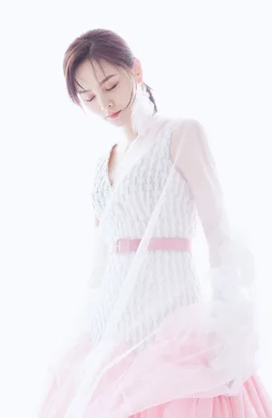邓莎成熟妩媚时尚写真大片_2