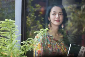 姚晨优雅文艺写真图片_2