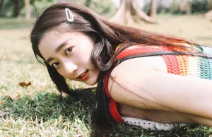 戚砚笛清新甜美写真图片_2