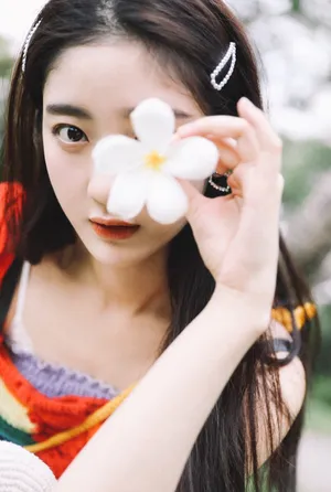 戚砚笛清新甜美写真图片_5