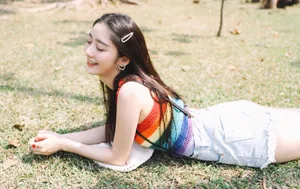 戚砚笛清新甜美写真图片_9