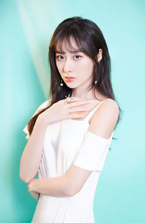 曹曦月清新迷人写真图片