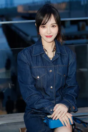 唐嫣摩登性感写真图片_6