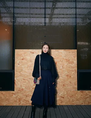 谭维维时尚活动性感图片_2