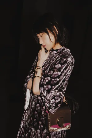 田沅优雅魅力写真图片