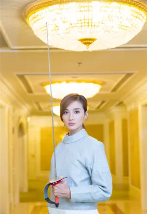 冯文娟击剑服帅气性感图片