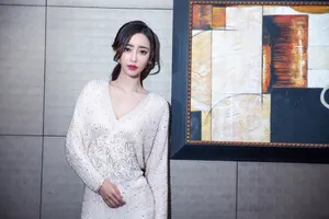 刘凡菲优雅婀娜活动照图片_4