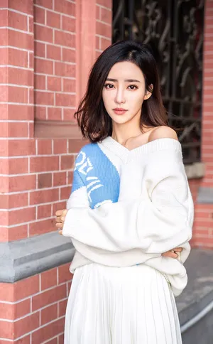 刘凡菲性感迷人写真图片