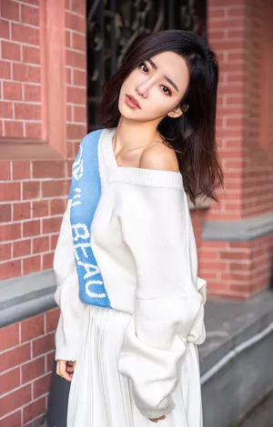 刘凡菲性感迷人写真图片_2