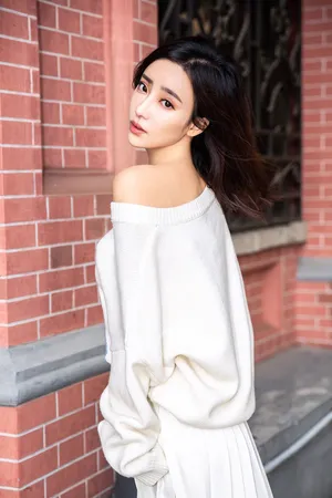 刘凡菲性感迷人写真图片_5