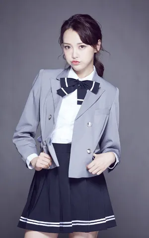 黄一琳清纯可爱制服写真图片_1