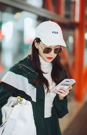黄一琳休闲时尚机场照图片_5