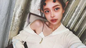 黄一琳万圣节鬼怪妆图片_4