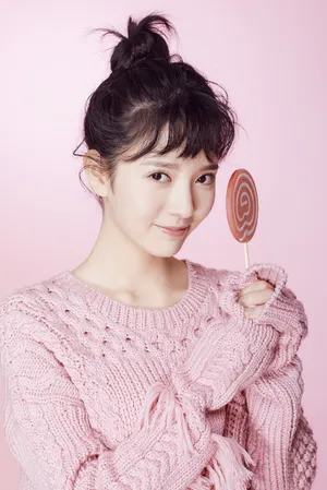 雨婷儿粉色清纯可爱写真图片