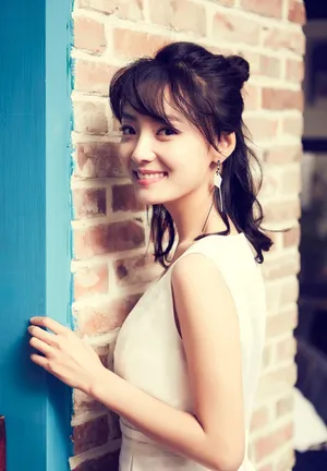 林源清新甜美写真图片_3
