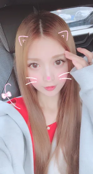 叶子淇超萌猫咪自拍图片_1