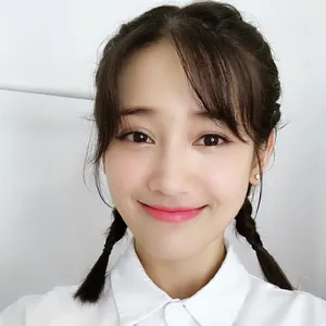 郑湫泓生活照图片_9