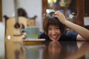 郑湫泓午后慵懒唯美写真_6