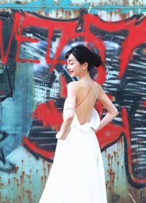 马梦乔性感撩人街拍图片_3