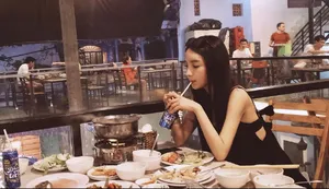 马梦乔甜美可爱街拍图片_2