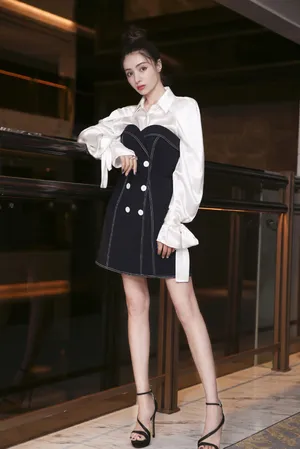 麦迪娜甜美俏皮活动写真图片_2