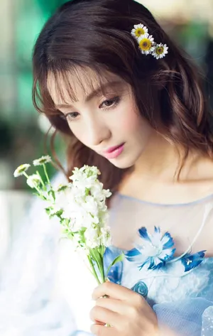 麦迪娜唯美仙气写真图片