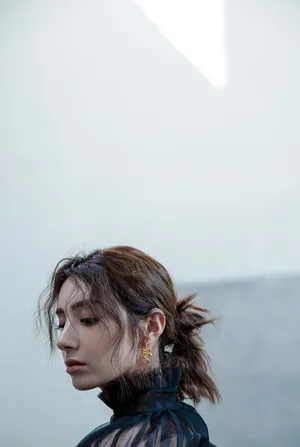 麦迪娜时尚写真图片_1