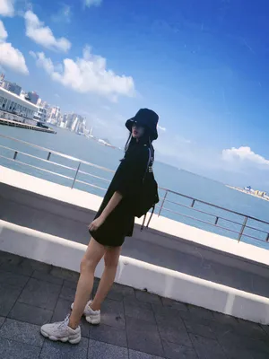 屈菁菁可爱迷人绘画图片_4