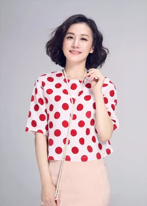 王婉娟时尚性感写真_4
