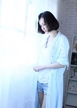 王婉娟时尚性感写真_6