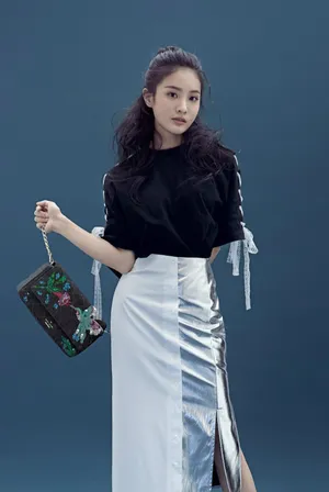 赖雨濛个性俏皮时尚写真图片_5