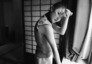 赖雨濛性感妩媚时尚写真大片_5