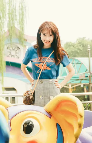 刘萌萌青春活力夏季写真图片