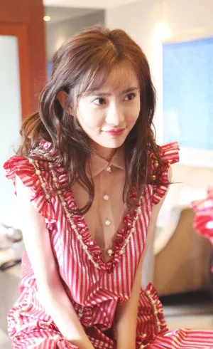 刘萌萌甜美可爱写真图片_3