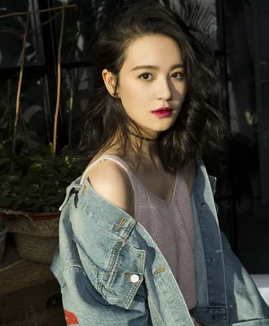 曾一萱妖娆性感写真_2