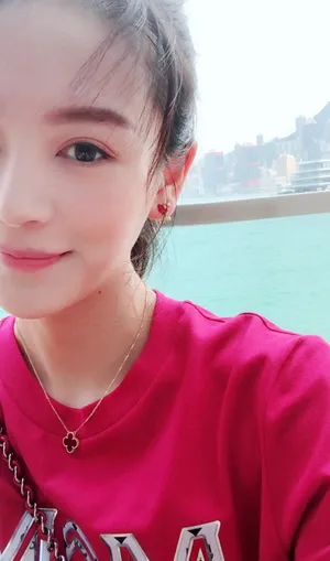 曾一萱生活照图片_3