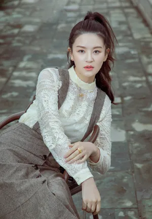 曾一萱时尚杂志写真图片
