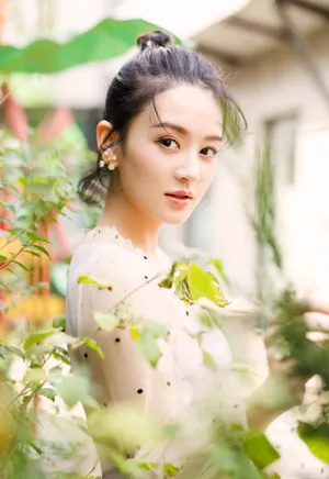 曾一萱清新甜美户外写真_4