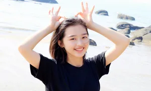 邓恩熙沙滩清纯迷人写真图片_3