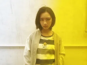 邓恩熙可爱呆萌图片_2