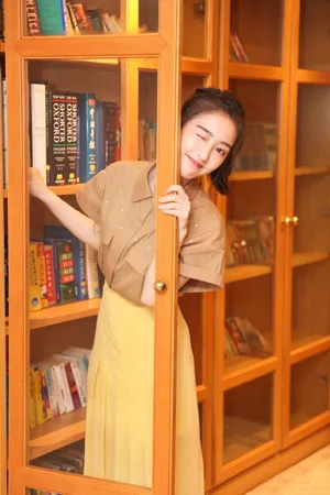 邓恩熙甜美优雅写真图片_7