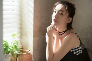 吕佳容性感时尚魅力写真图片