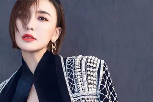 吕佳容秀丽性感时尚写真图片_2