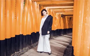 吕佳容酷帅秋日写真图片_3