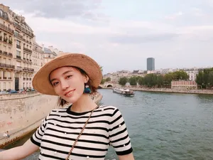 吕佳容清新旅拍照图片_3