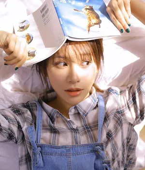 冯若绮清新邻家少女写真图片_3