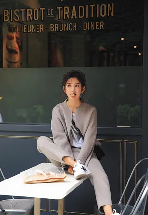 章若楠高清图片_7