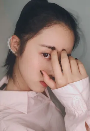 章乐韵可爱俏皮生活照图片_3
