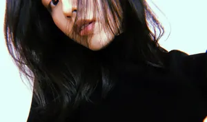 章乐韵慵懒随性自拍照图片_3