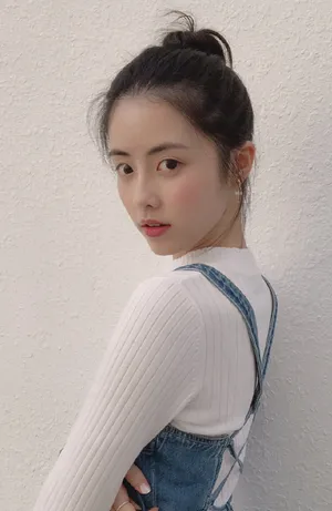 章乐韵可爱甜美图片